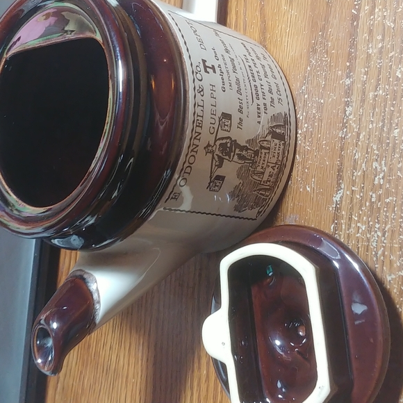 Beauceware tea pot. - Picture 3 of 5